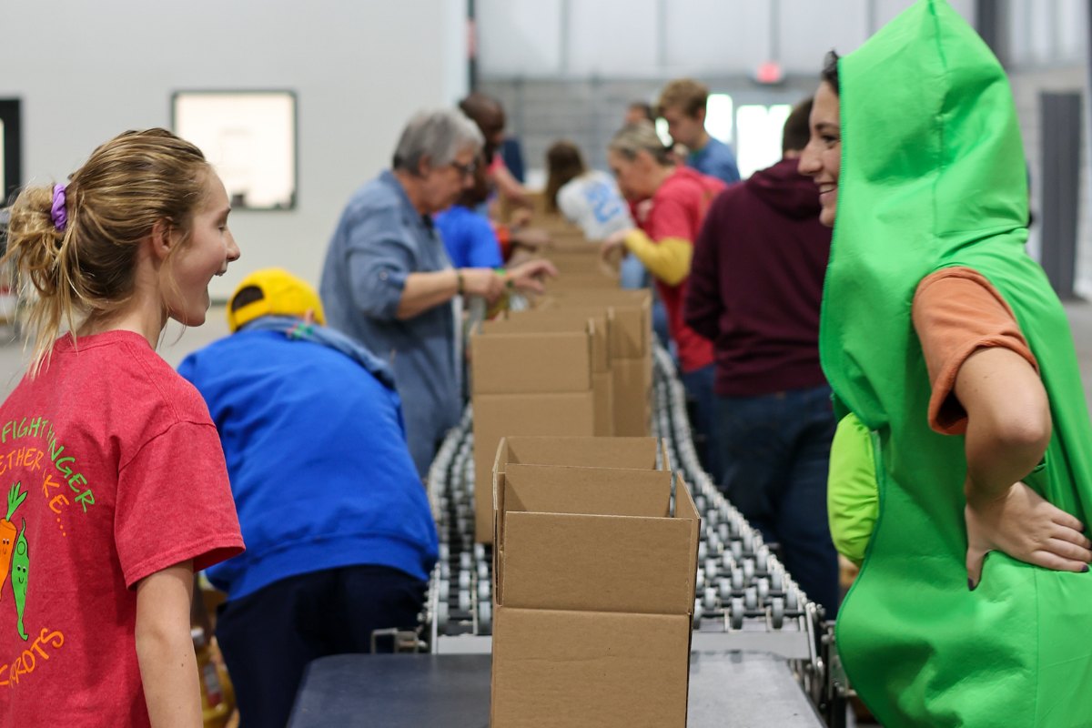 YCFB-Volunteer-Slider-4