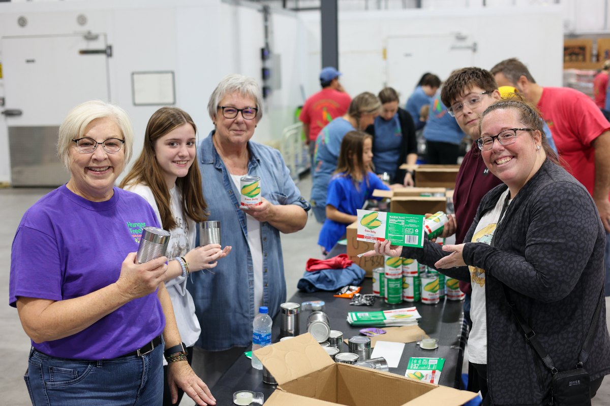 YCFB-Volunteer-Slider-5